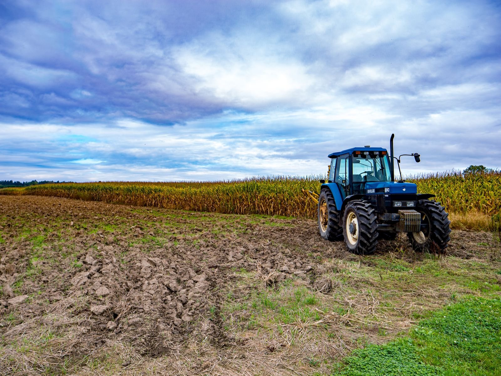 Seed Drill Rental Juhu - Farm Equipment Rental