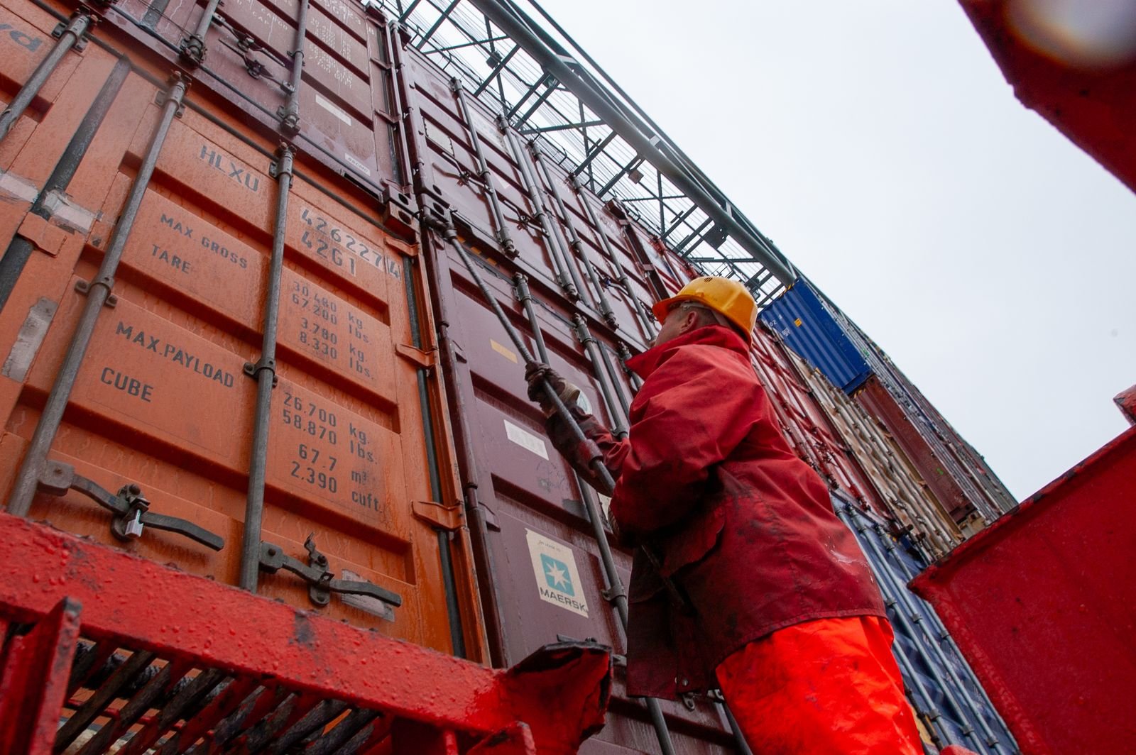 Logistics & Shipping Solutions