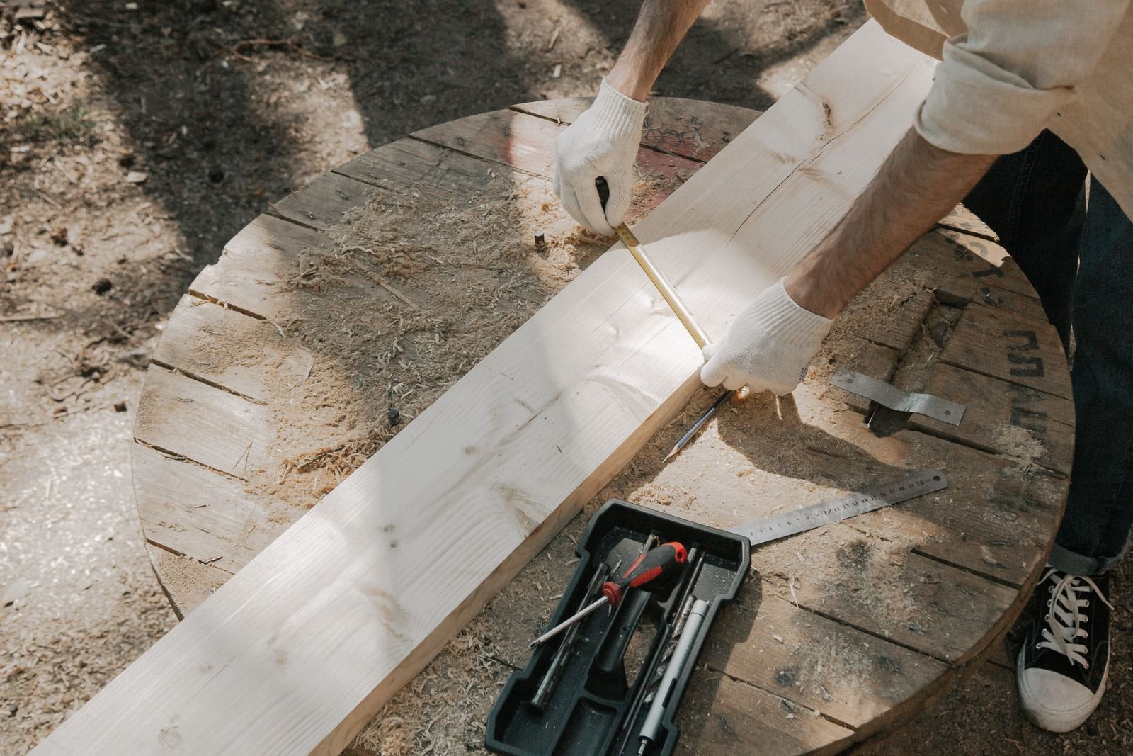 Wood Polishing & Refinishing Jiwati