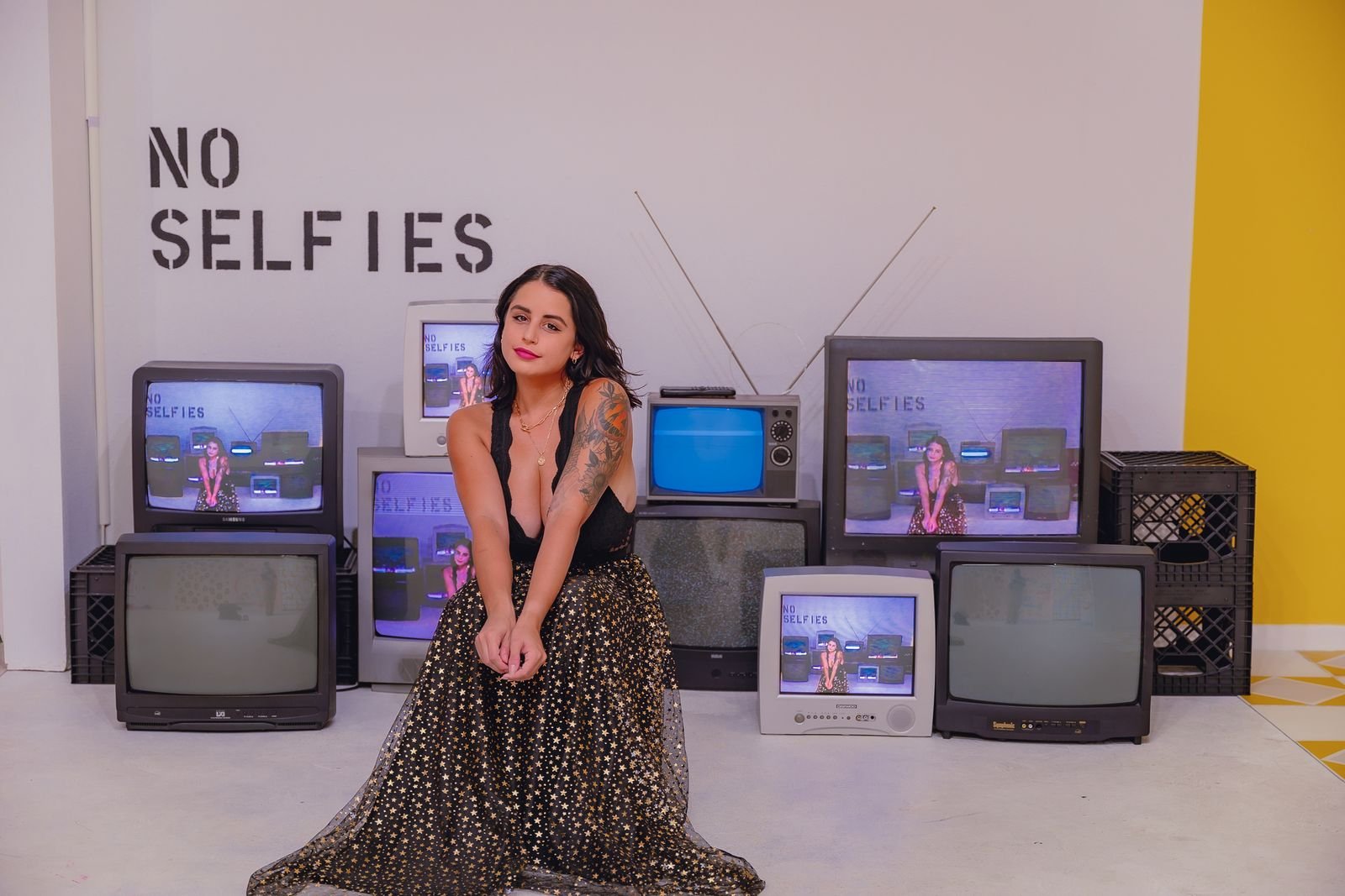 OLED TV Display - Khalapur TV World