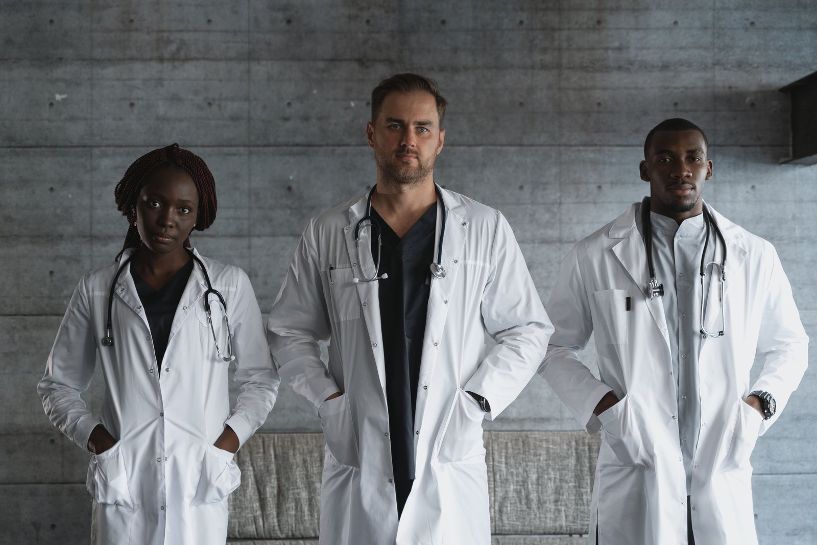 Patient gowns and pyjama sets wholesale supplier
