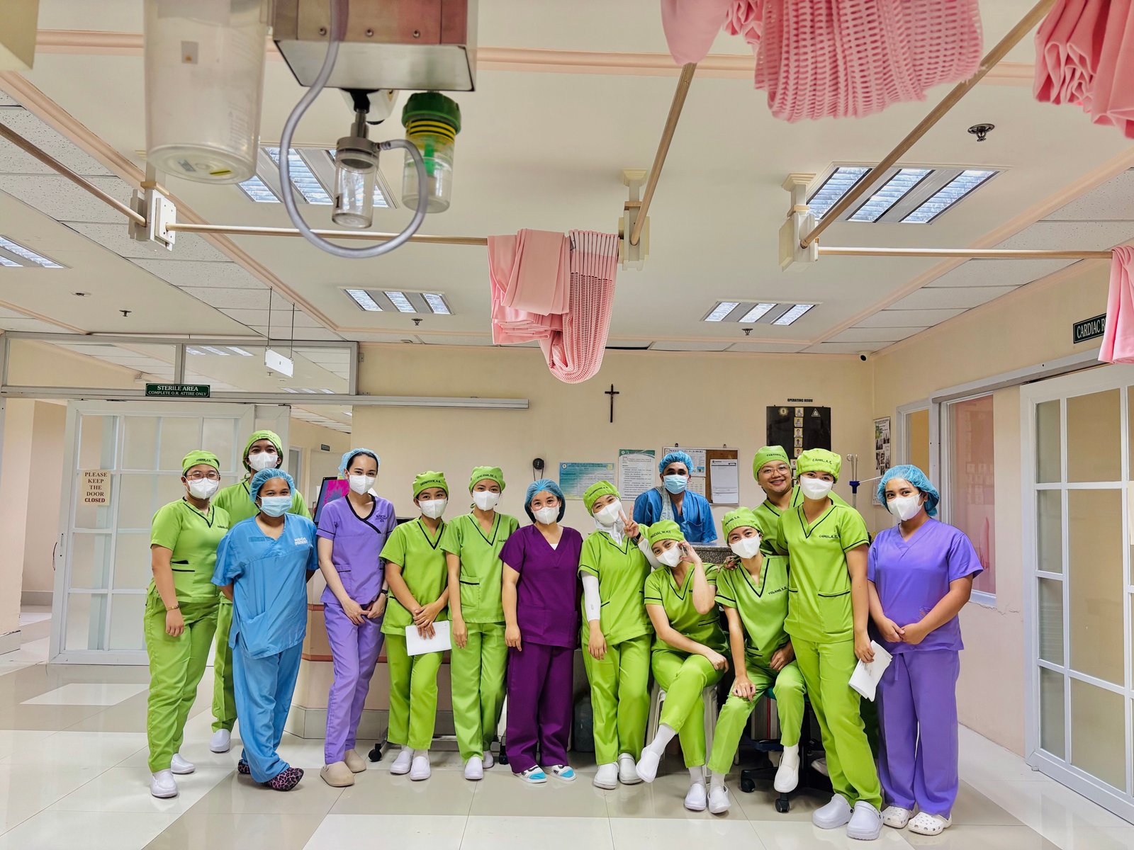 Bulk hospital uniforms import and export supply from India