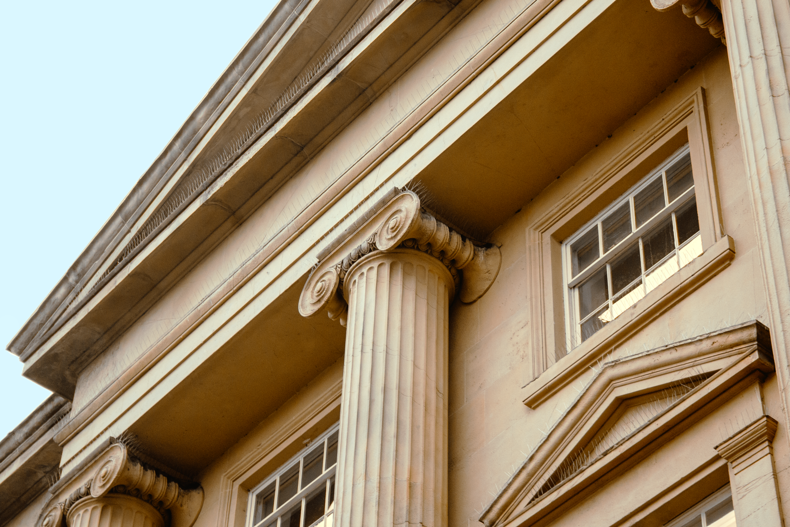 Damp proofing and salt treatment for heritage masonry