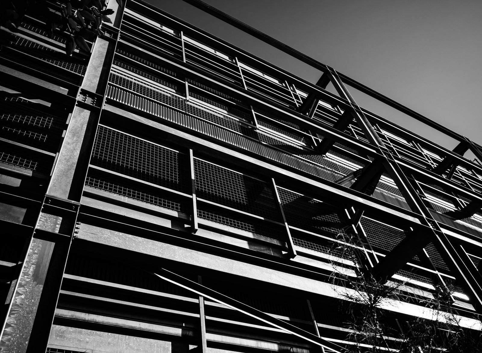 Structural steel detailing and connection design