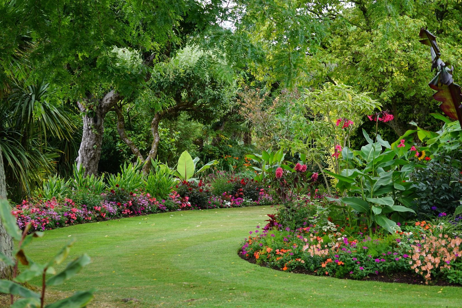 Landscape garden design service in Nagercoil