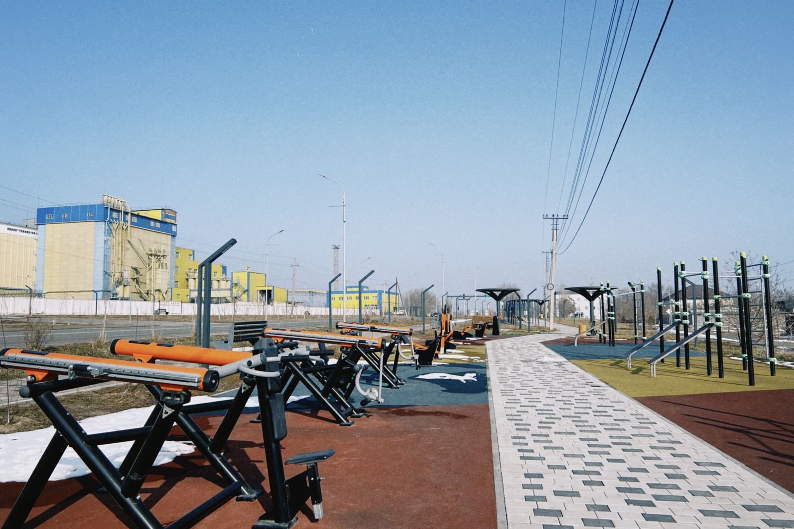 Water fountain and waterbody design for public parks