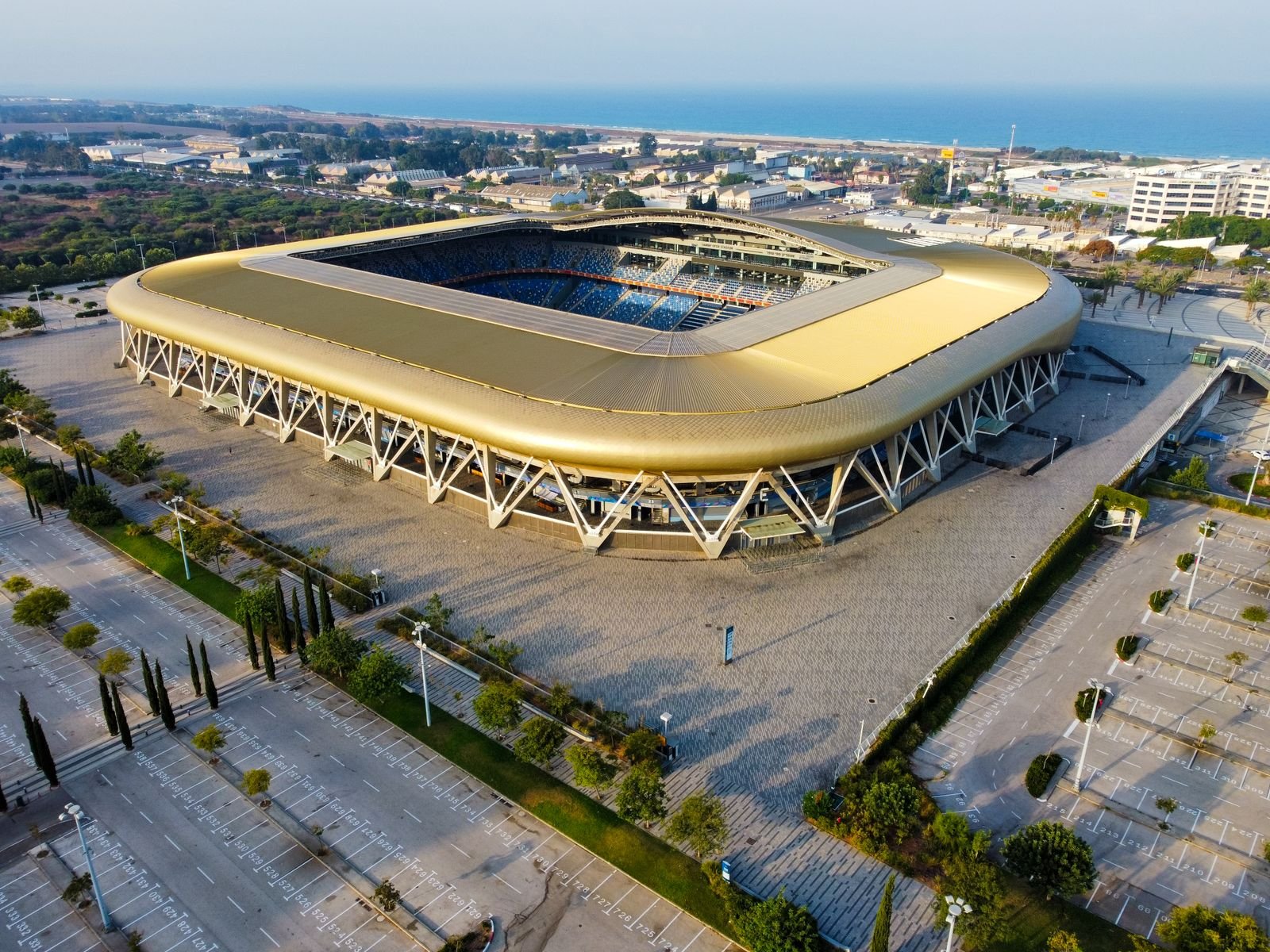 Grandstand and spectator seating structures