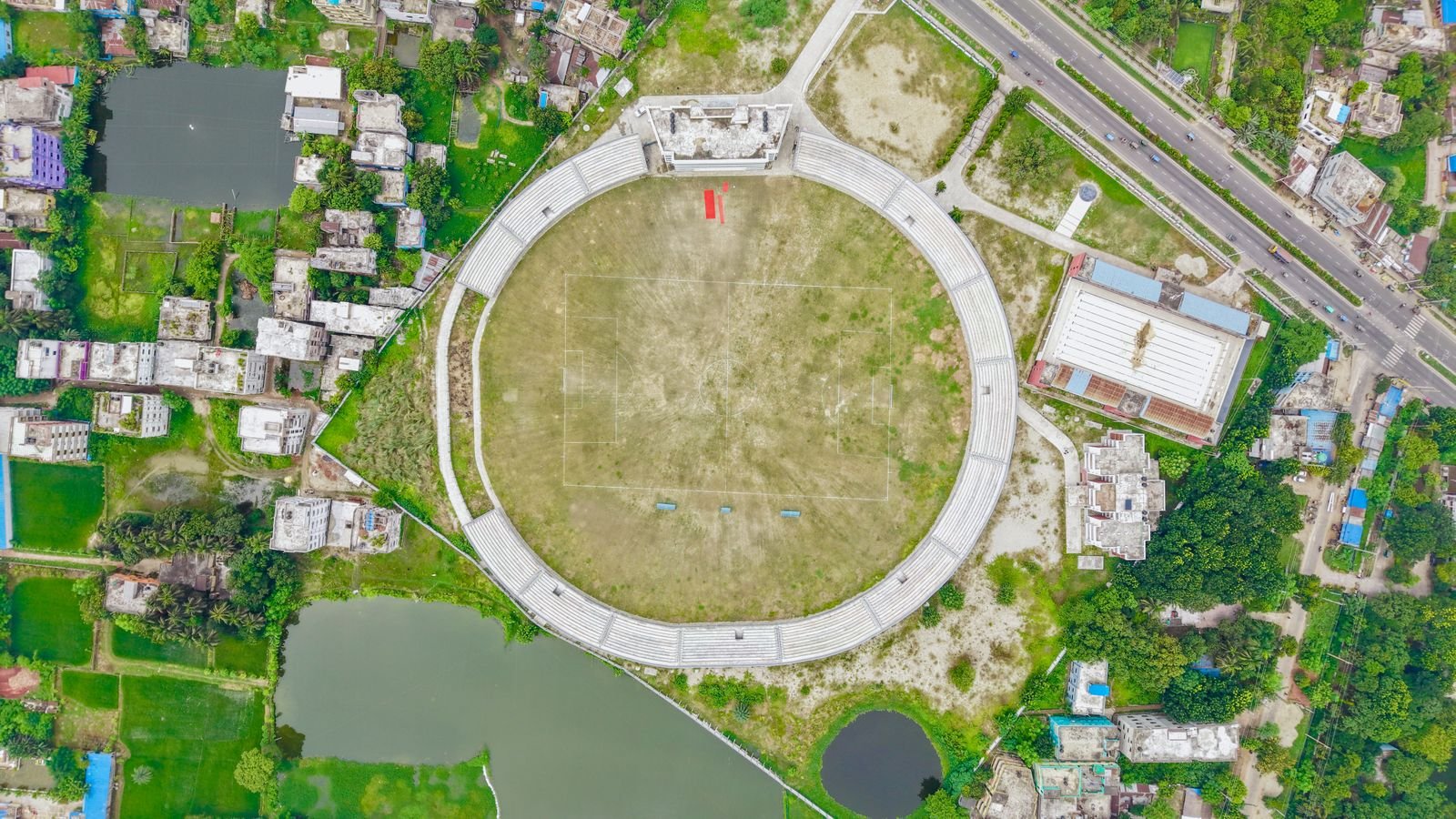 Spectator seating and sightline analysis