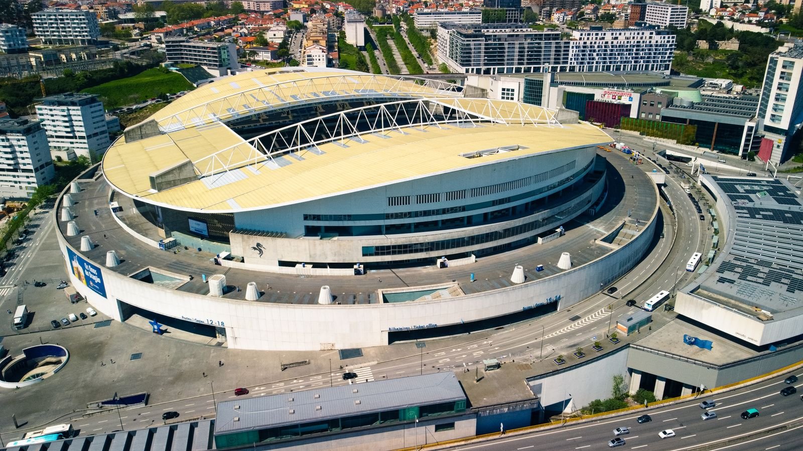 Floodlight and stadium lighting design