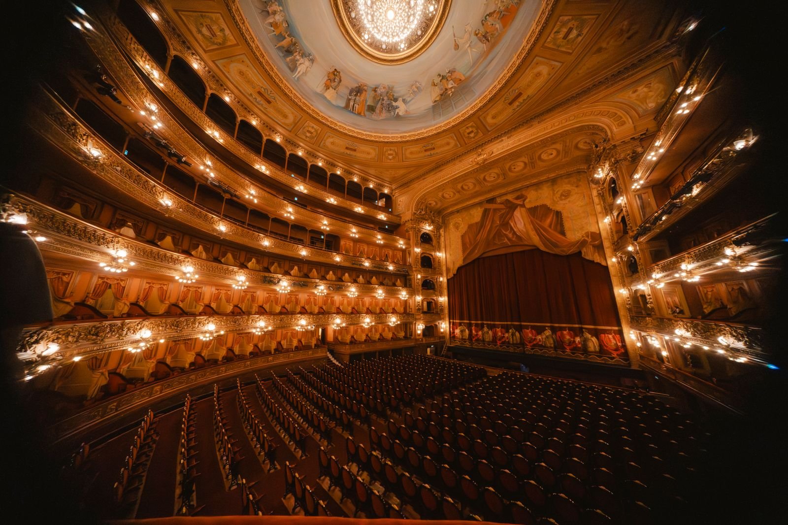 Stage lighting and audio visual integration design