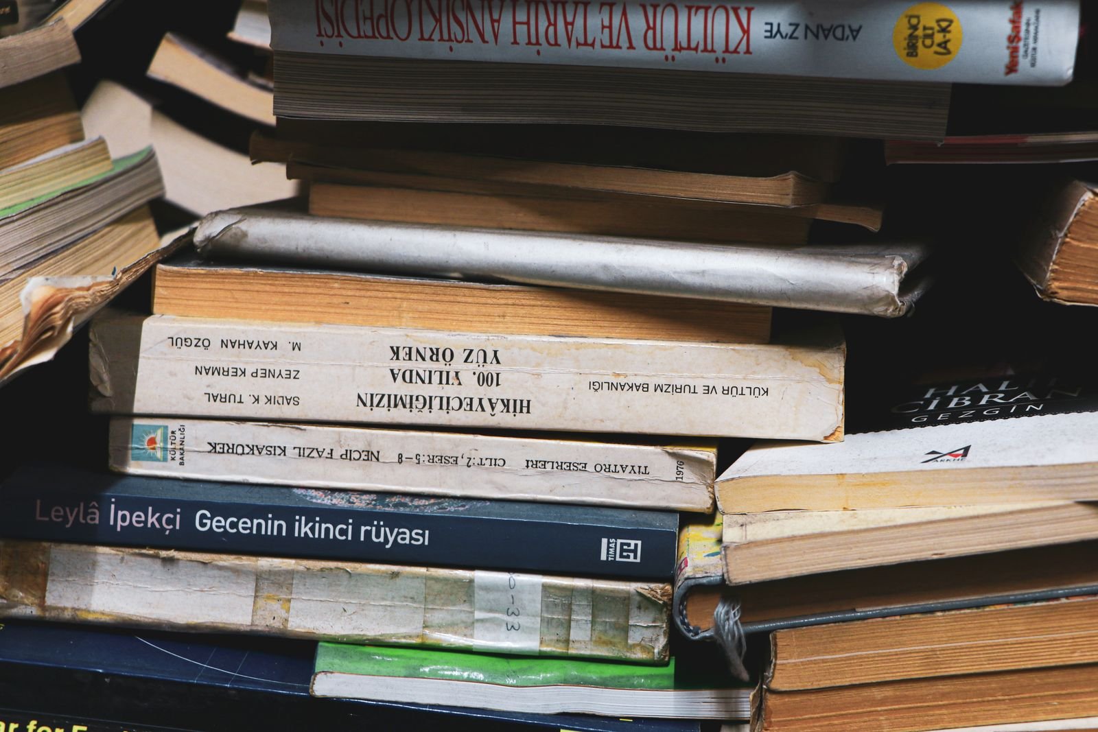 Proofreading and copy editing for academic documents