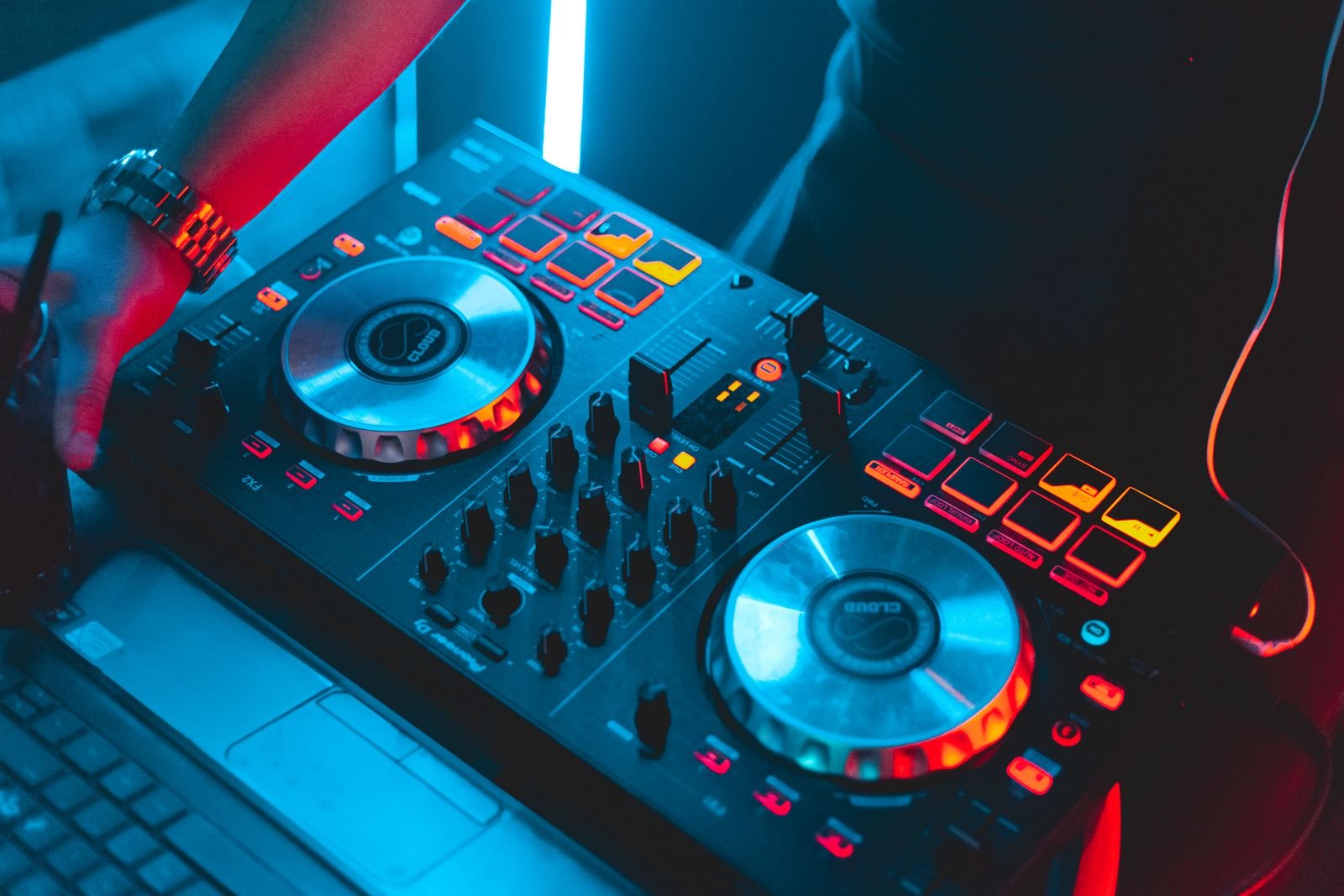 On-site sound engineering and event support Vellore