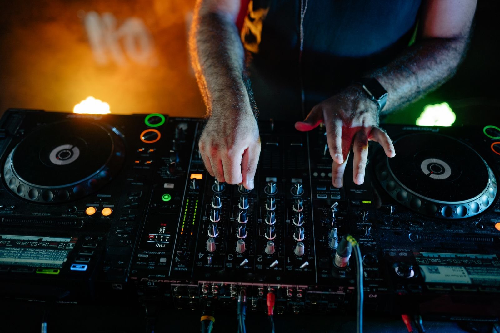 Professional sound system and PA rental in Salem