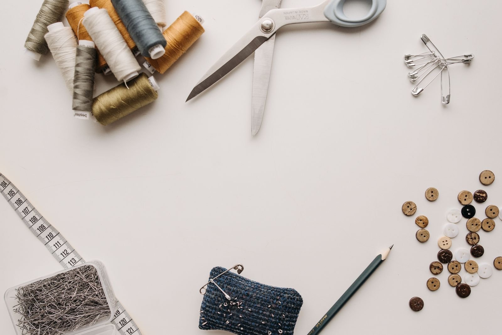 Beads threads and jewellery making supplies Begusarai